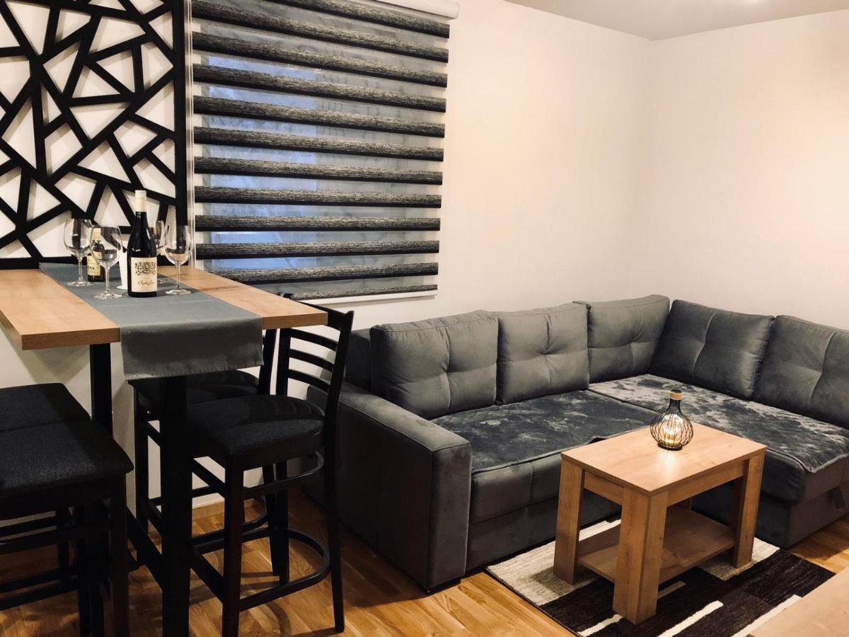Am Apartment ยาโฮรินา ภายนอก รูปภาพ